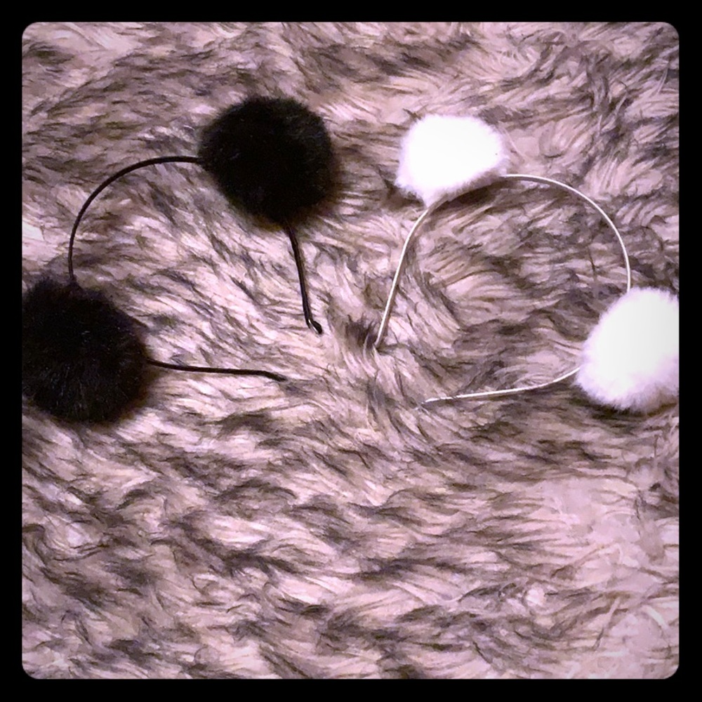 Blk n white Pom Pom head band